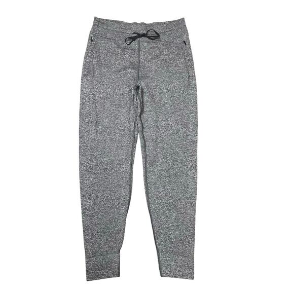 Lululemon Engineered Warmth Relaxed Fit Jogger
Black / White - Picture 1 of 8